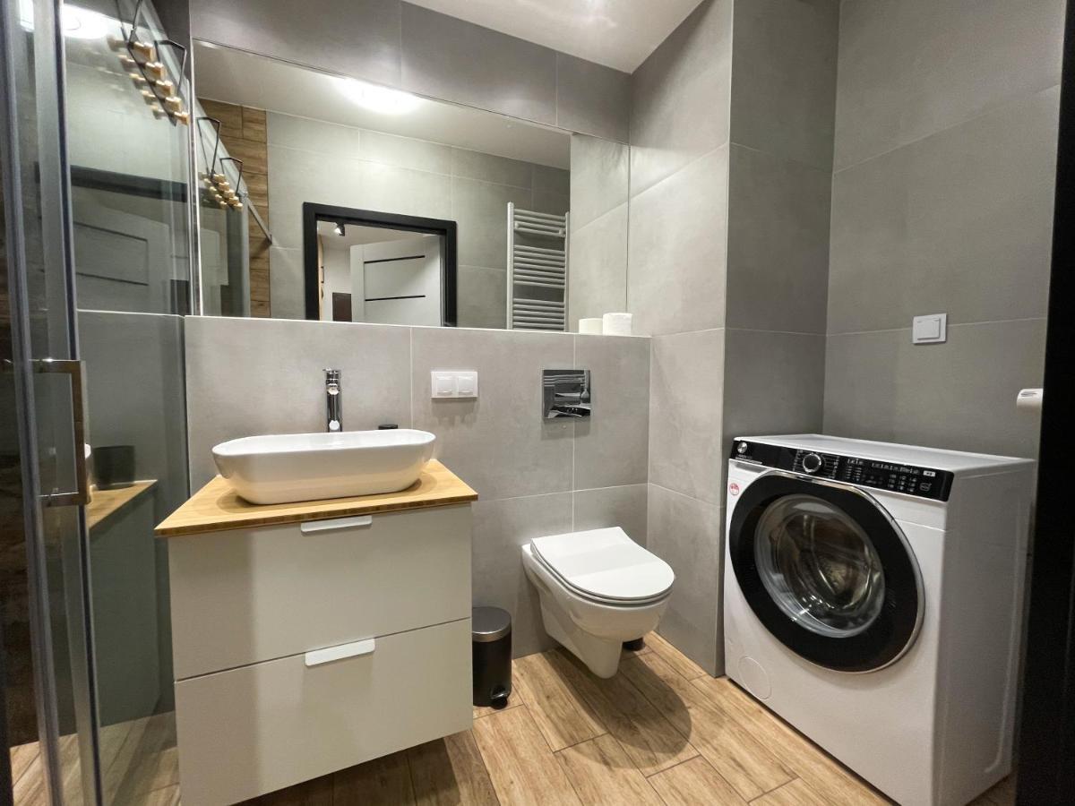 Urban Apartments Premium, Opolska 10 No 67B, Free Garage, Self Check-In คาโตวีตเซ ภายนอก รูปภาพ